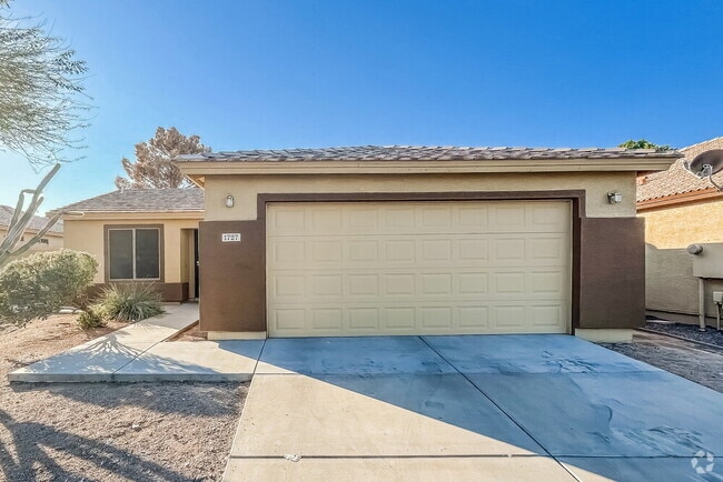 Building Photo - 1727 E Alicia Dr Rental