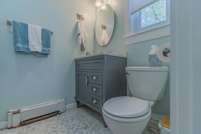 Photo - 83 Mast St