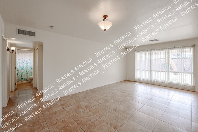 Building Photo - 3432 N 23rd Ave