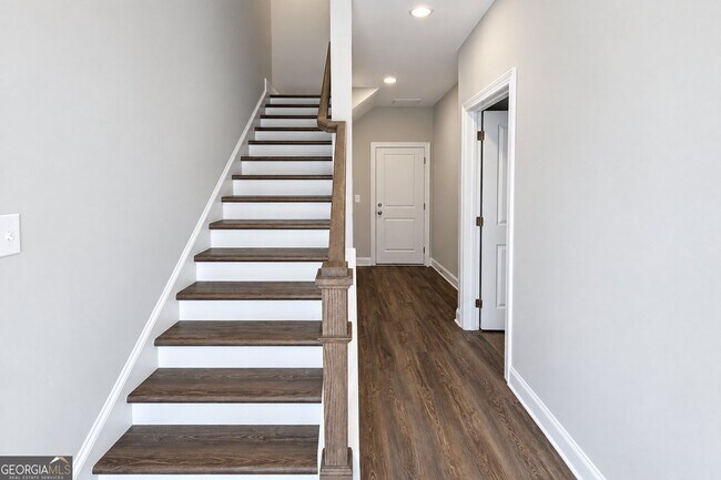 1375 Walking Wy
