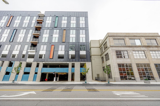 Vera on Broad