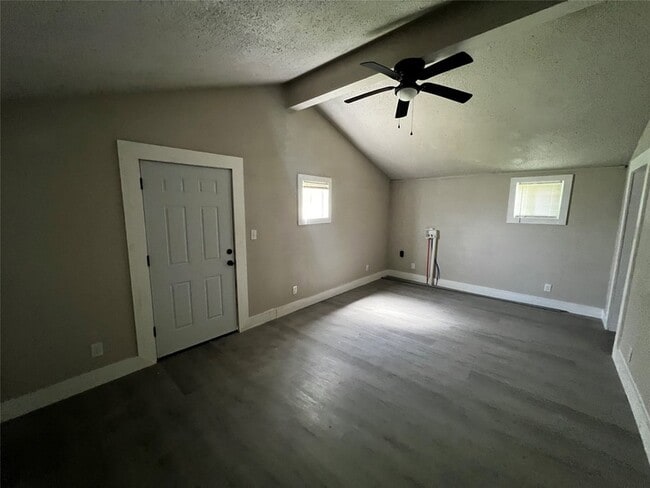 Photo - 1337 W Procter St
