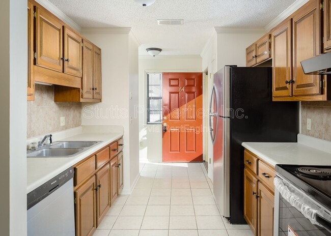 Creekside Apartments