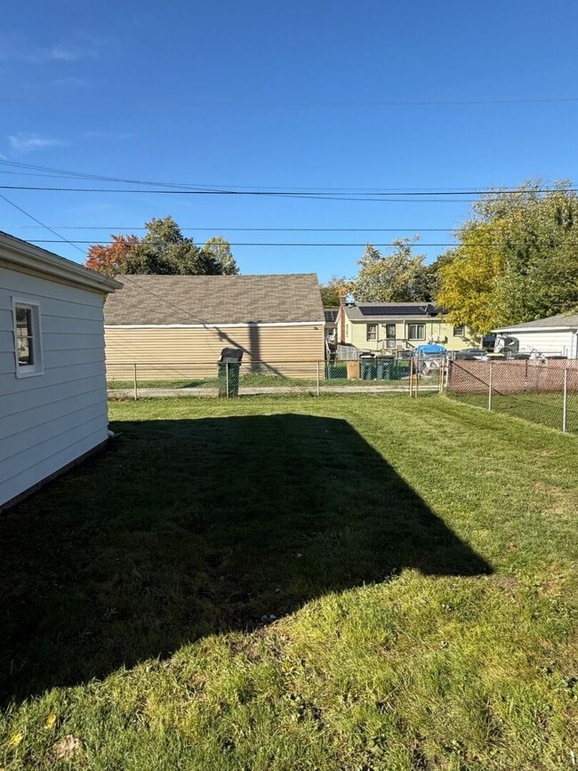 Photo - 17842 Park Ave House