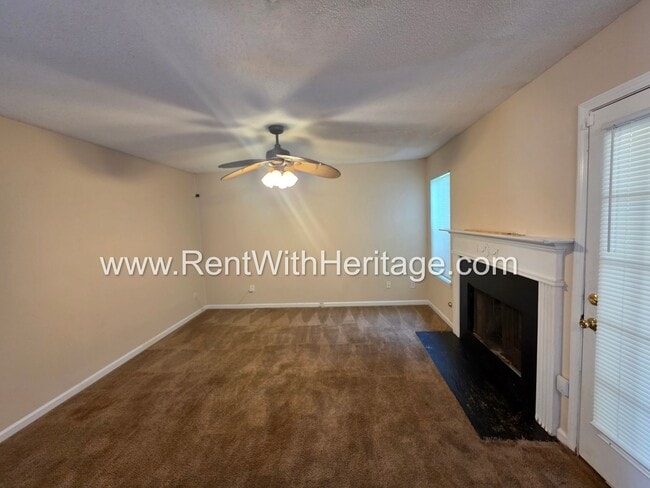 Photo - 6535 Manor Creek Dr