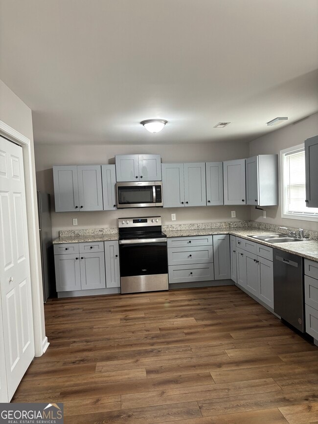 Photo - 245 New Prospect Rd