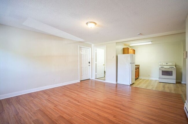 Photo - 43 Oak St