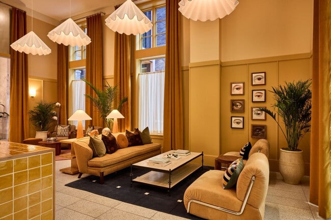 Photo - 41 Martin Luther King Jr Blvd Unidad ID1321210P