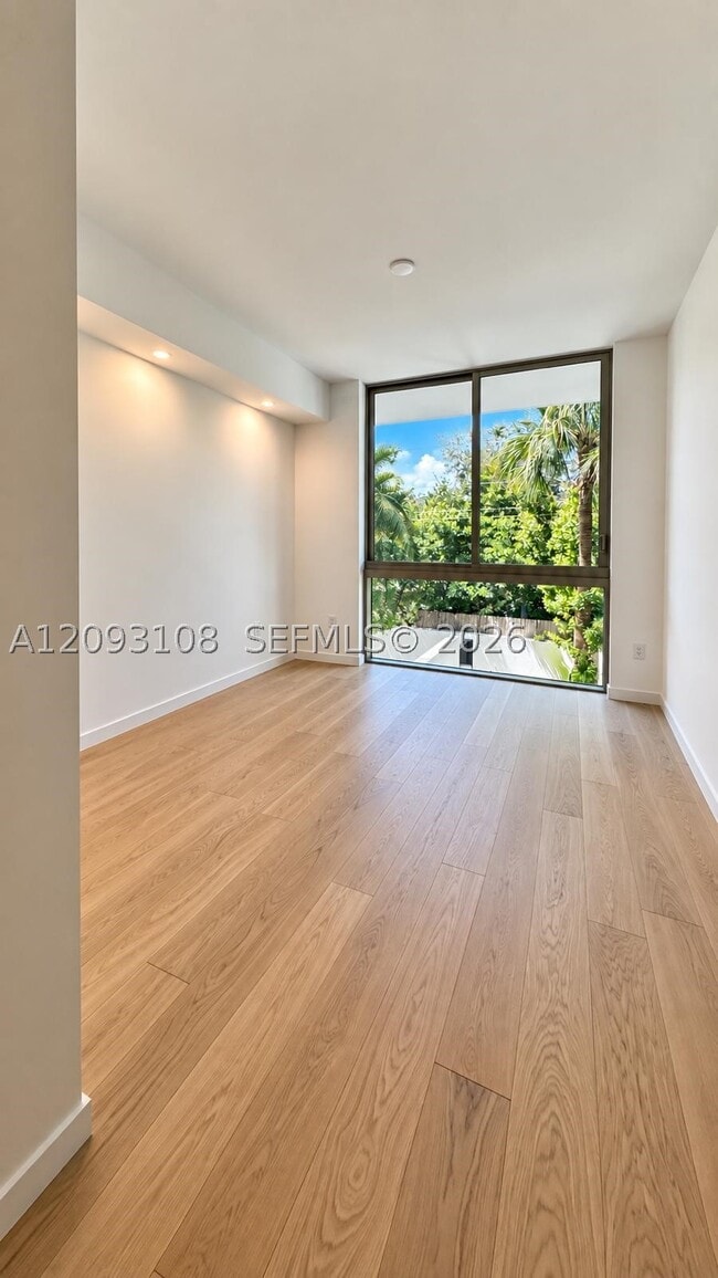 2200 Brickell Ave
