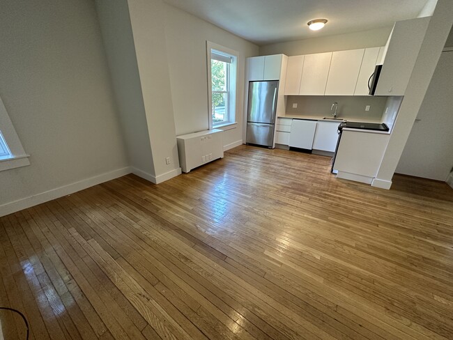 Photo - 42 Radnor Rd