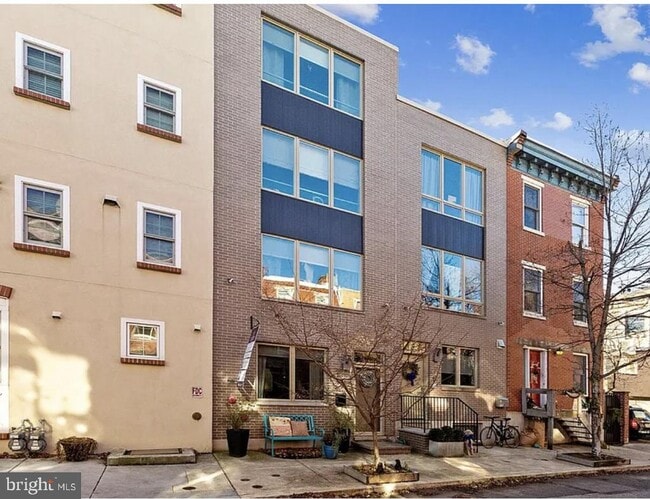 Photo - 2310 Naudain St Townhome