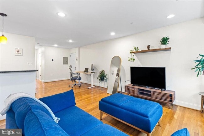 Photo - 804 Taylor St NW Unit 403