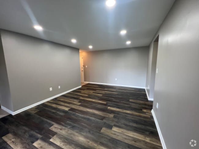 Building Photo - 3817 St Barnabas Rd Rental