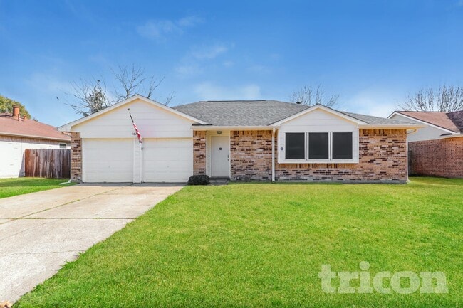 Building Photo - 7822 Breda Dr