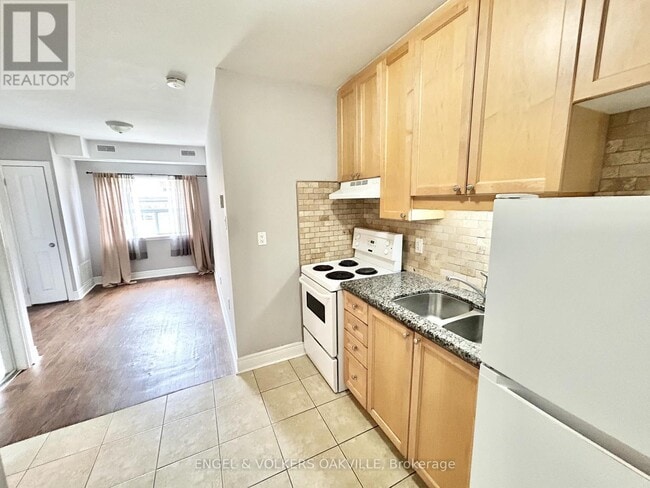 Photo - 15 Thirty Third St Unit 109