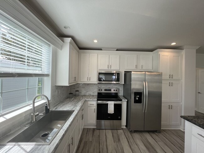 Photo - 245 Bimini Cay Cir