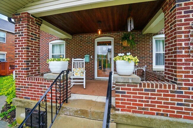 Photo - 3000 Hillside Ave