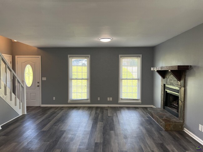 Photo - 3821 Bobby Ct