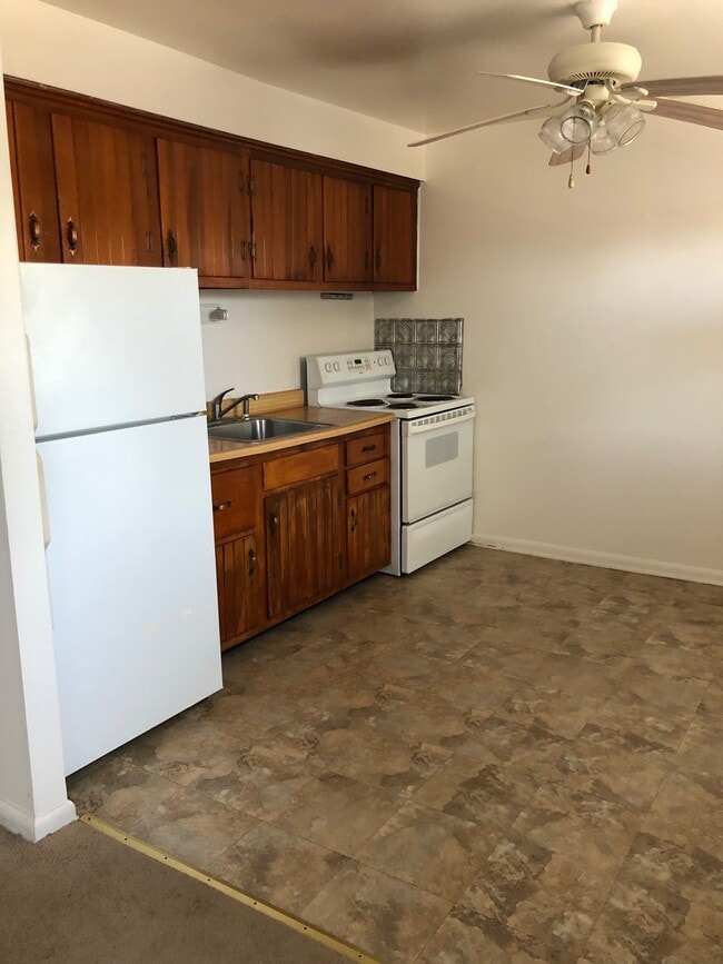 Photo - 2600 N Jefferson St