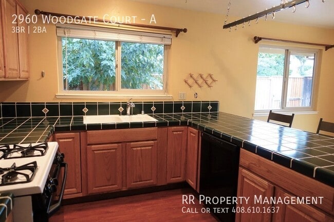 2960 Woodgate Ct Unit A