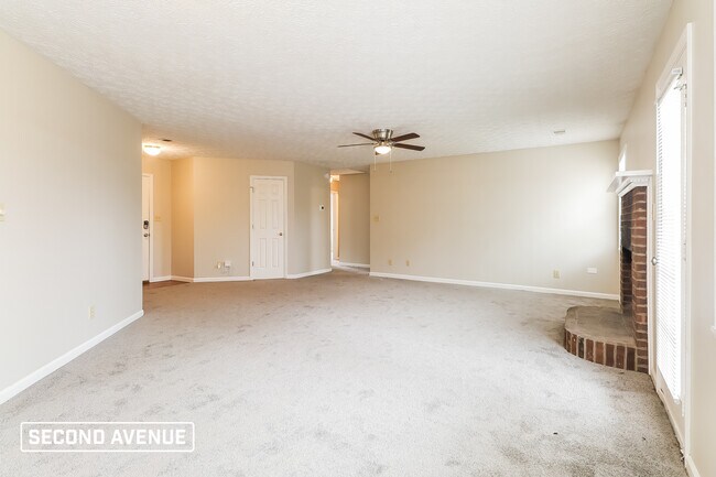 Photo - 20 Glynn Isle Dr