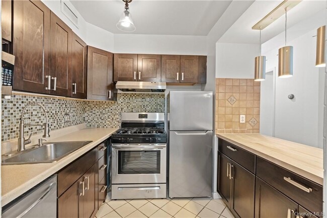 Photo - 501 N Barry Ave Unit 2C