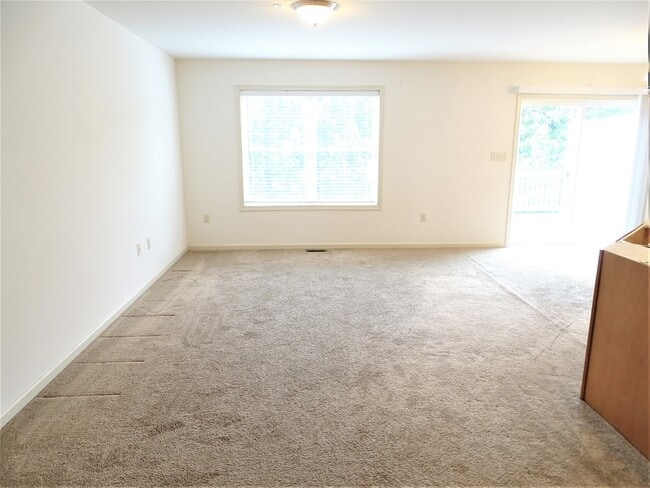 Photo - 712 Lincoln Gardens Rd