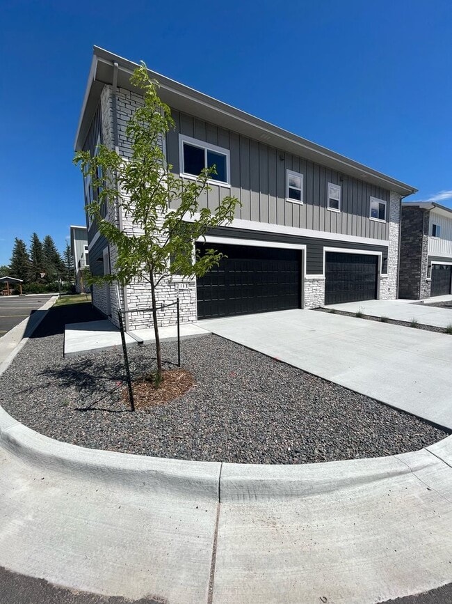 Building Photo - 216 Miller Ln Unit B