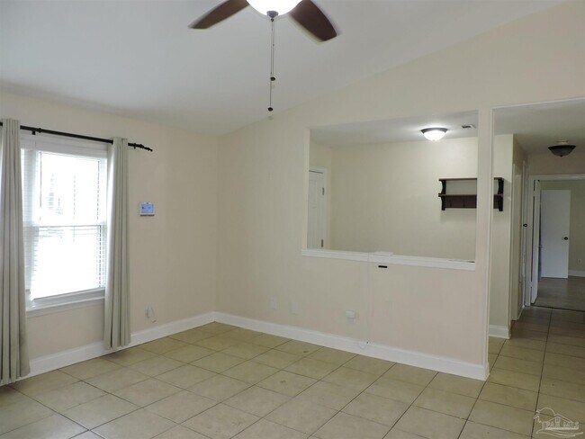 Photo - 4407 Eastpointe Dr