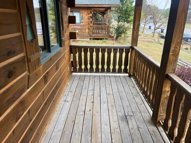 Photo - 615 Sandy Beach Ct House