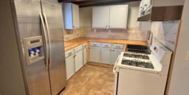 Photo - 815 Salmon Ave