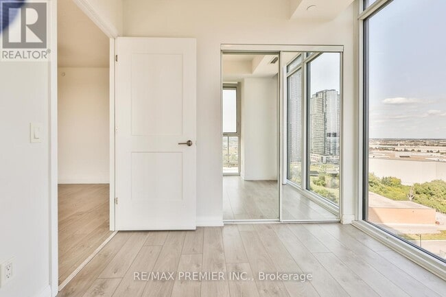 Photo - 7895 Jane St Unit 1504