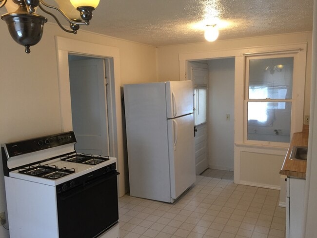 Photo - Single Family House 2 Bedroom, 2 Full Bath...