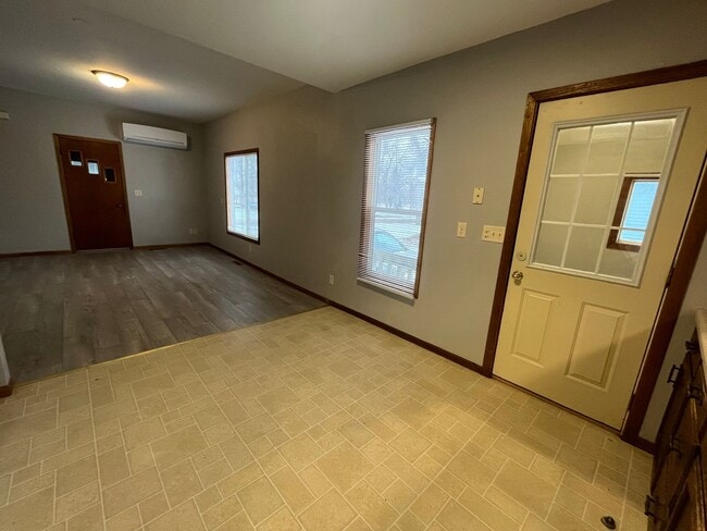 Photo - 2 Bed 1 Bath