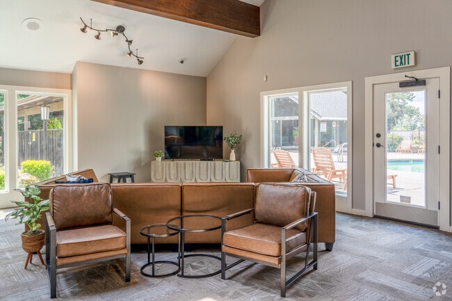 Community Room 04