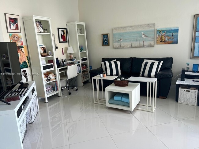 Photo - 3801 S Ocean Dr Unidad PH16L