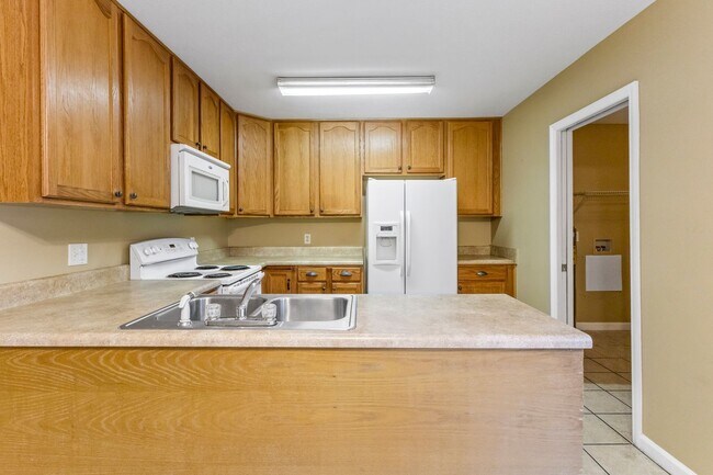 Photo - 108 N Gray Ave