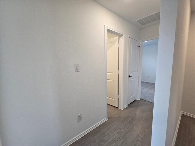 Photo - 12920 Eastland Dr