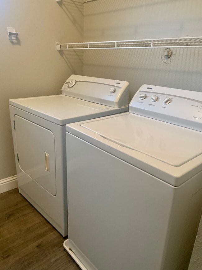 Photo - 501 Gibson Dr Unidad 314