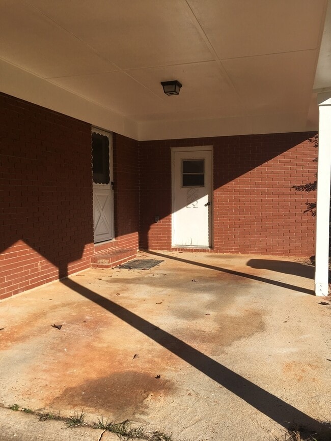 North Opelika Single Family Rental House Rental in Opelika, AL