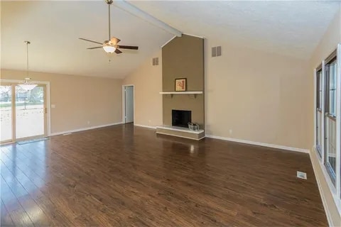 Photo - 211 Hillview Dr