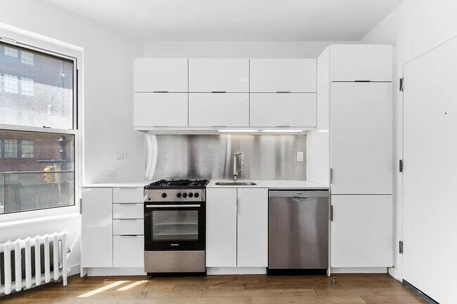 Photo - 48 Bedford St Unit 4A