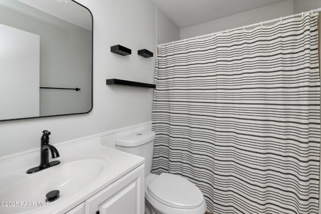 Photo - 7869 Spouse Dr Unit B