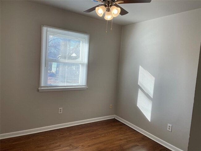 Photo - 228 W 9th St