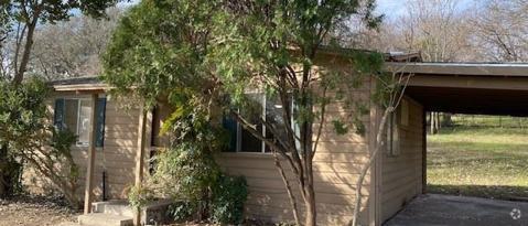 Building Photo - 2000 Palo Pinto Dr Rental