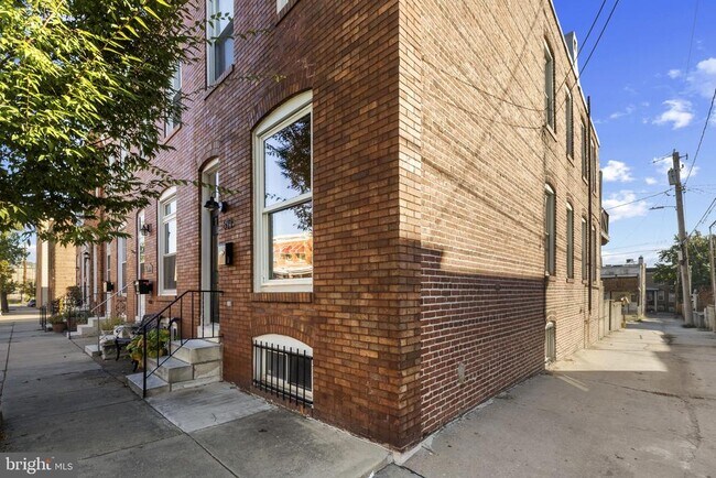 Photo - 635 Fagley St