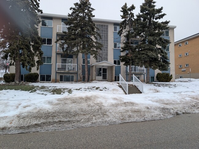 Building Photo - TWO BEDROOM Unit 14