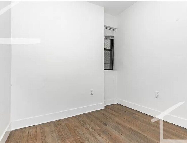 Photo - 11 Peterborough St Unit 2