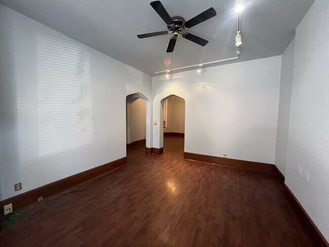 Photo - 3545 N Sheffield Ave Unit 1