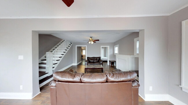 Photo - 240 Lorraine Ave